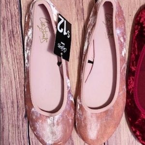 listing for pink velvet flats